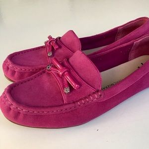 Isaac Mizrahi | Magenta Suede Driving Moccasin